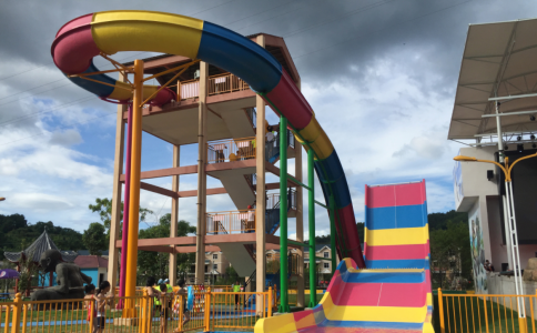 大型冲天回旋滑梯