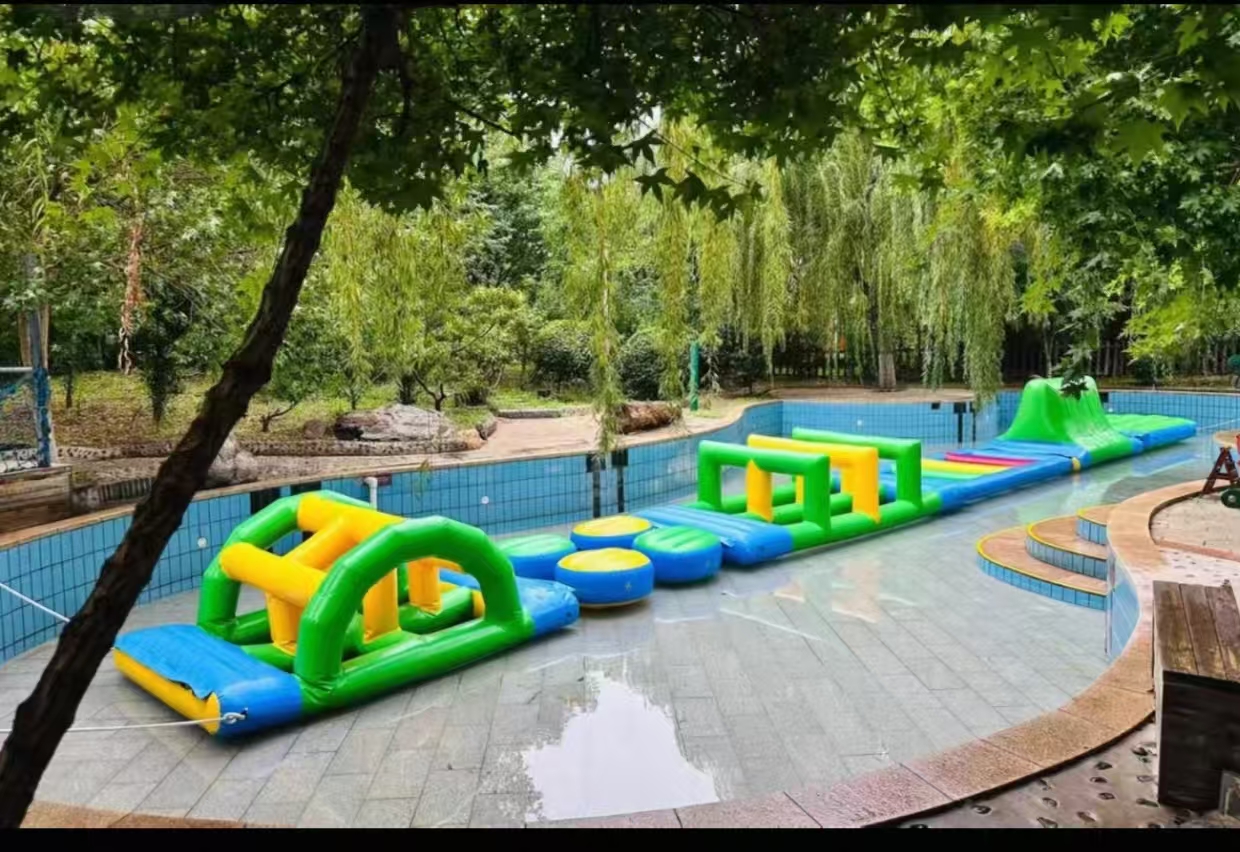 定制冲关项目-气模游乐设备厂家