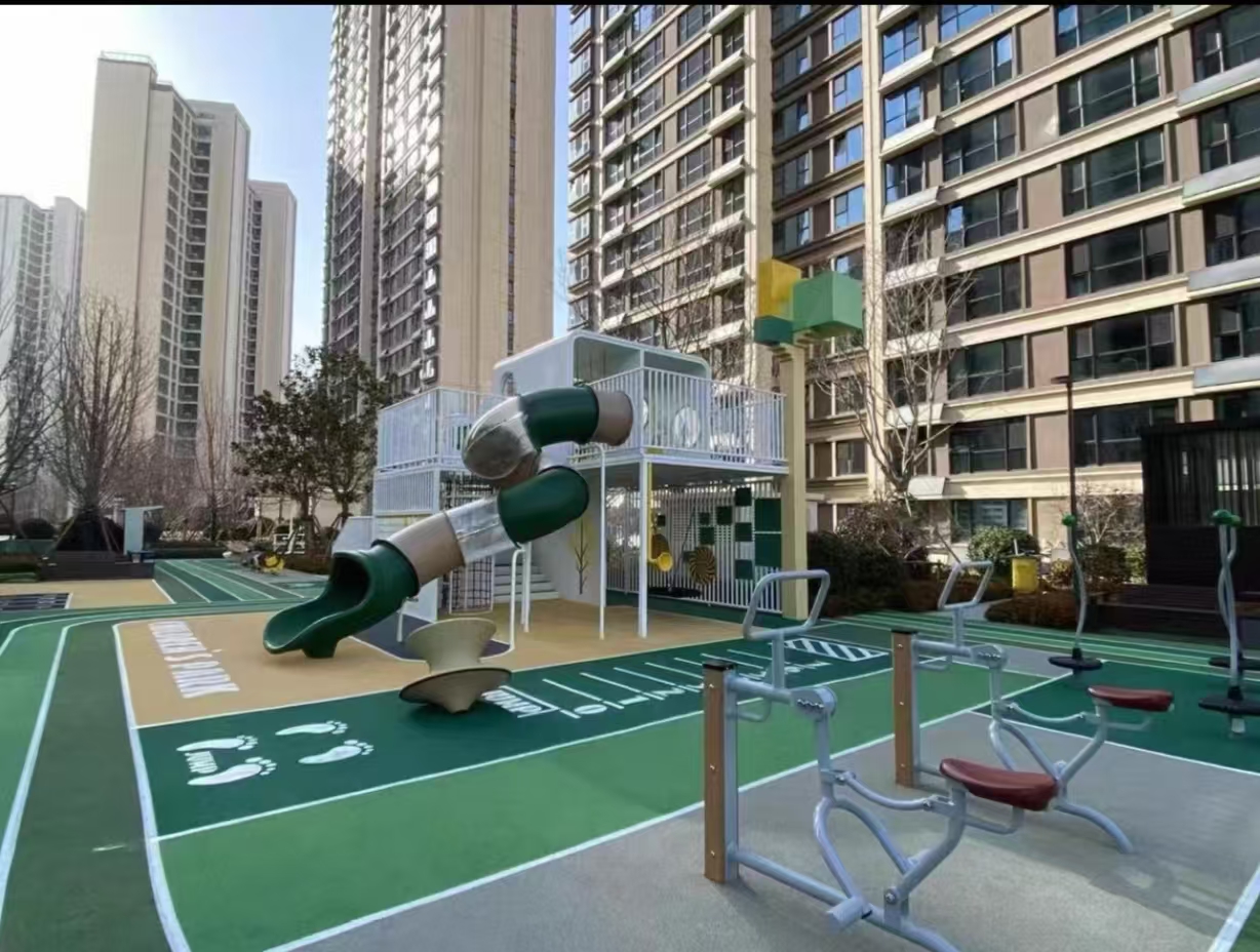 户外儿童游乐设备清洁与保养操作指南