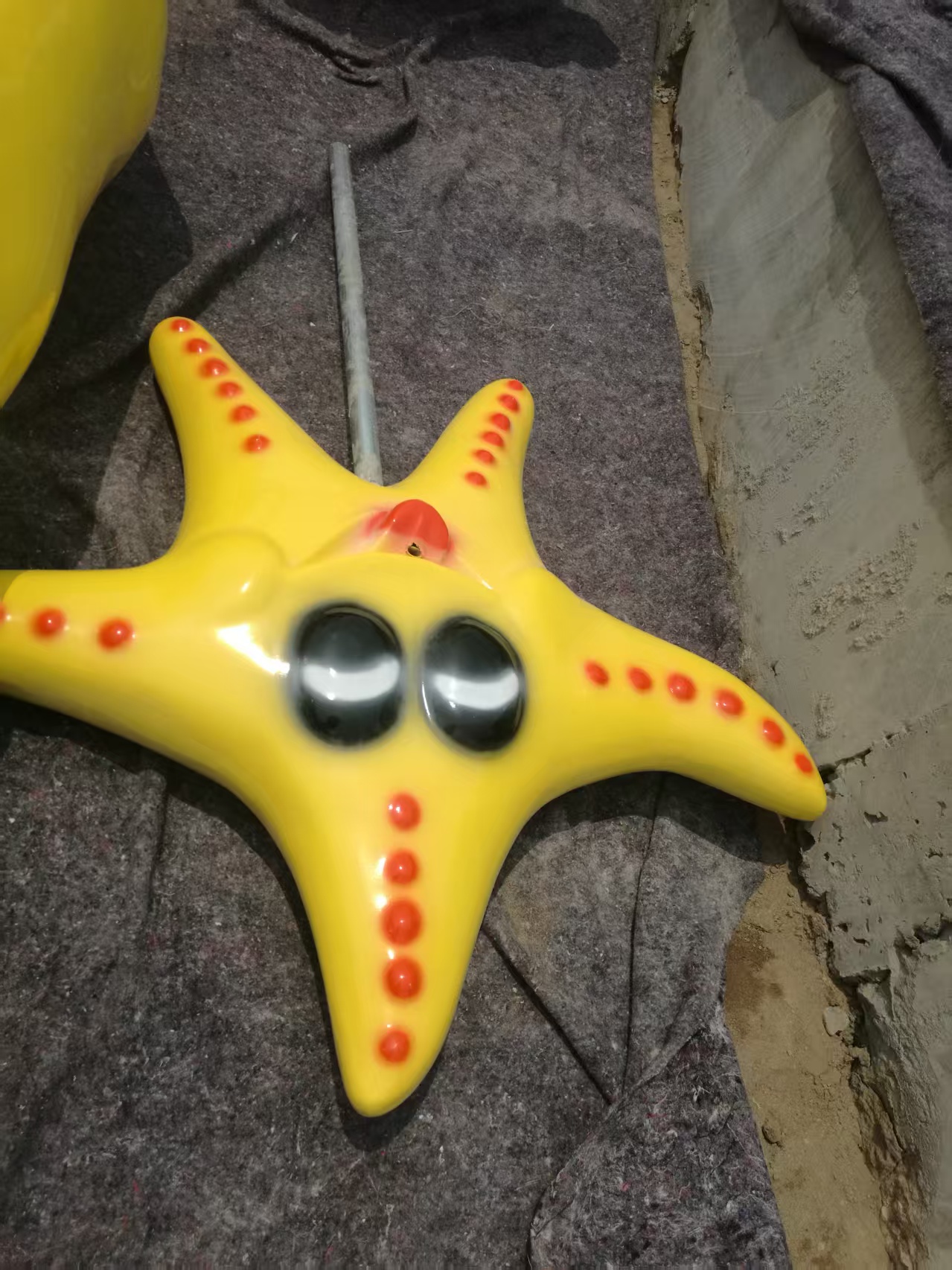 星星铅笔鳄鱼海豚戏水小品-专业城镇水上乐园厂