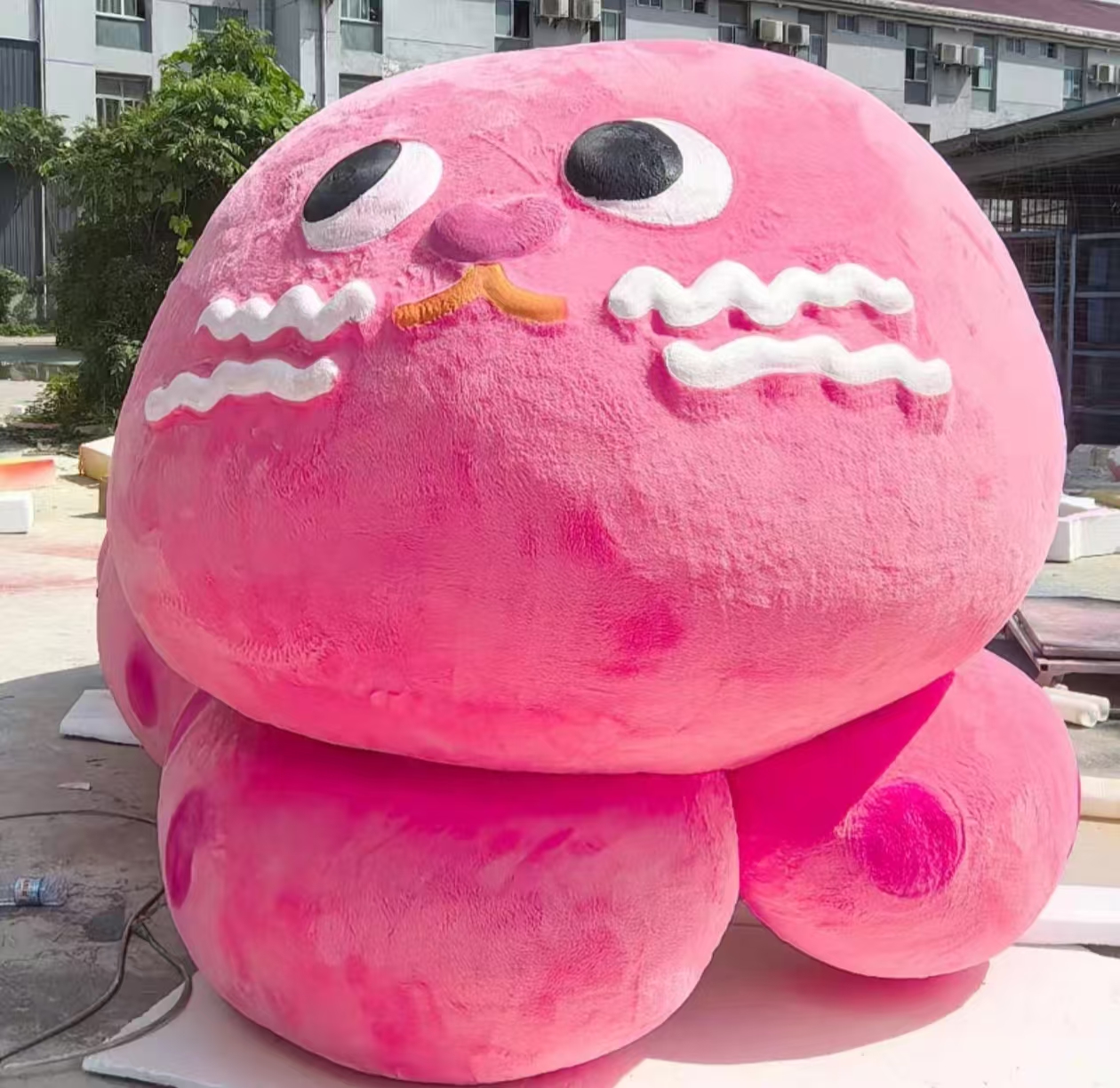 卡通泡沫雕塑-专业雕塑制品厂家