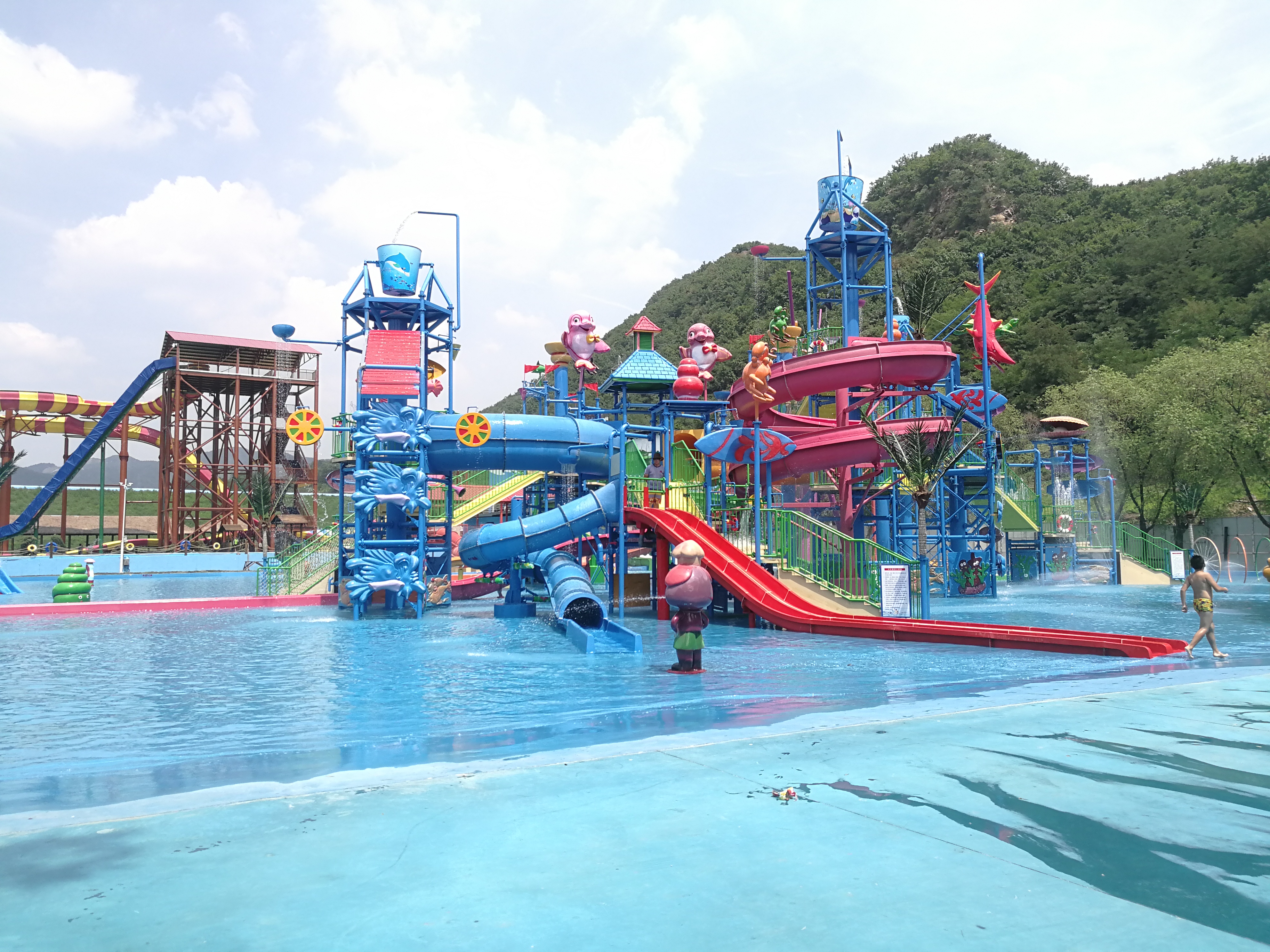 水上大型组合水寨